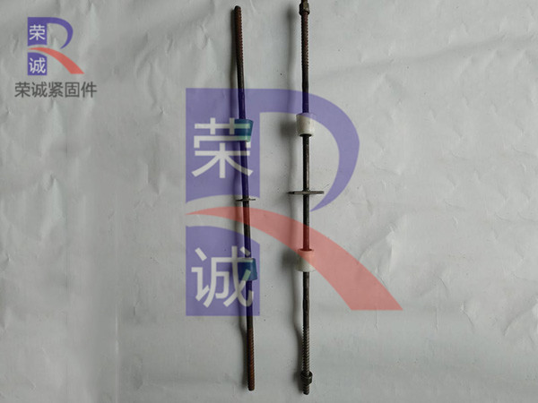 三段式止水螺桿